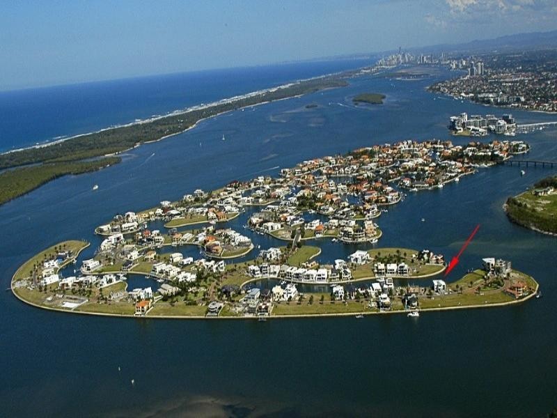 36 Knightsbridge Pde West, Paradise Point QLD 4216