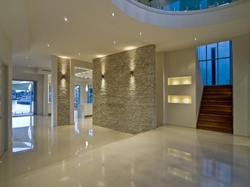 33 Royal Albert Crescent, Paradise Point QLD 4216