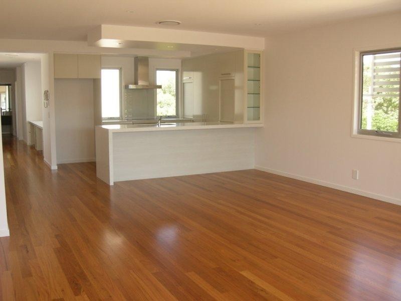 Paradise Point QLD 4216