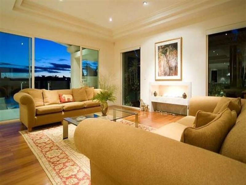 80 Royal Albert Crescent, Paradise Point QLD 4216