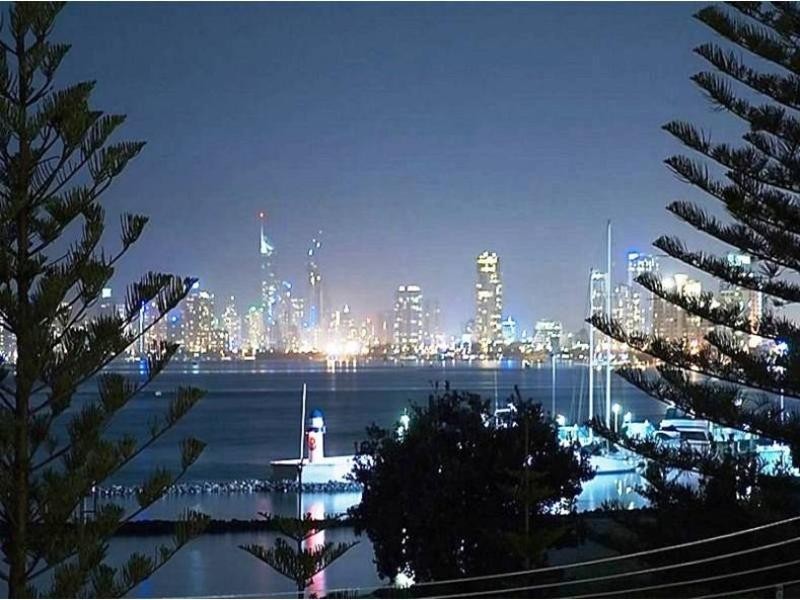 20-26 Oatland Esplanade, Runaway Bay QLD 4216