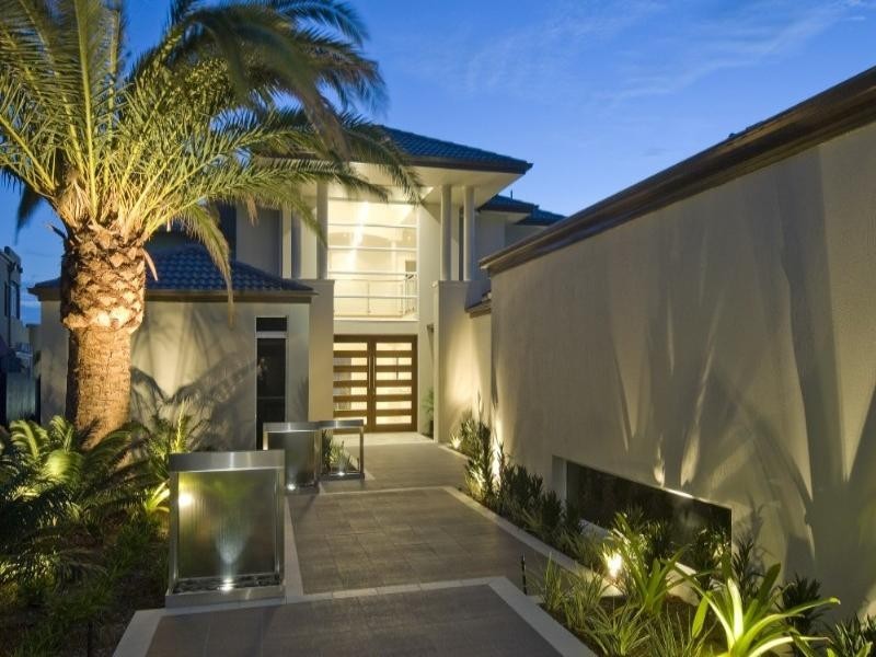 34 Brittanic Crescent, Paradise Point QLD 4216