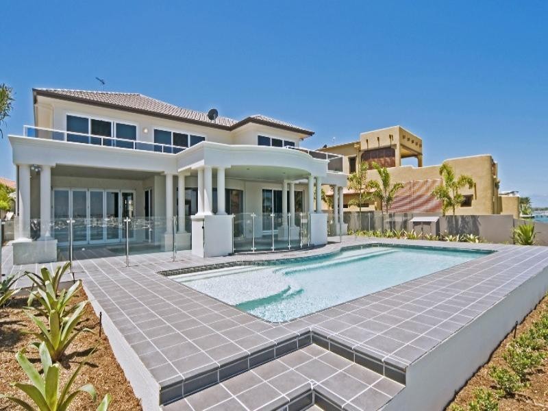 34 Brittanic Crescent, Paradise Point QLD 4216