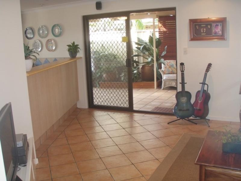 Paradise Point QLD 4216