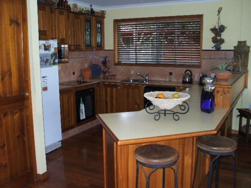 Paradise Point QLD 4216