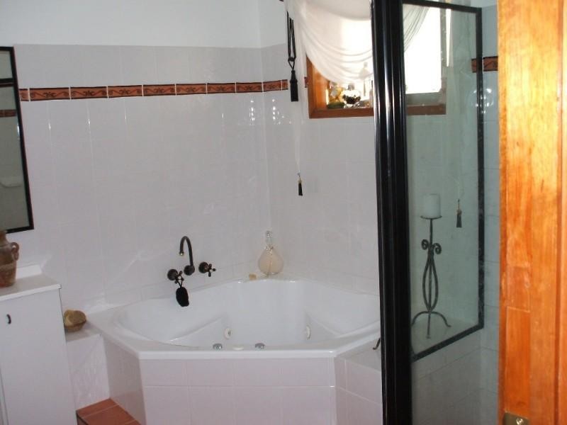 Paradise Point QLD 4216