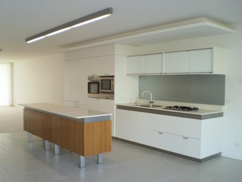 Paradise Point QLD 4216