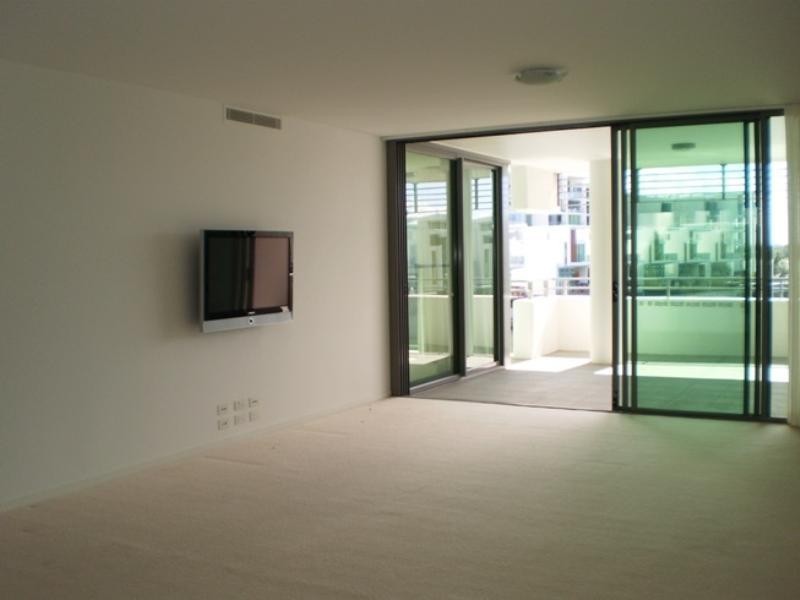 Paradise Point QLD 4216