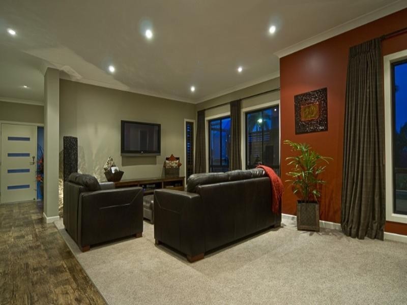 2 Biscay Way, Coombabah QLD 4216