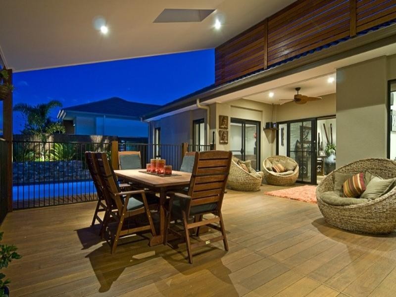 2 Biscay Way, Coombabah QLD 4216