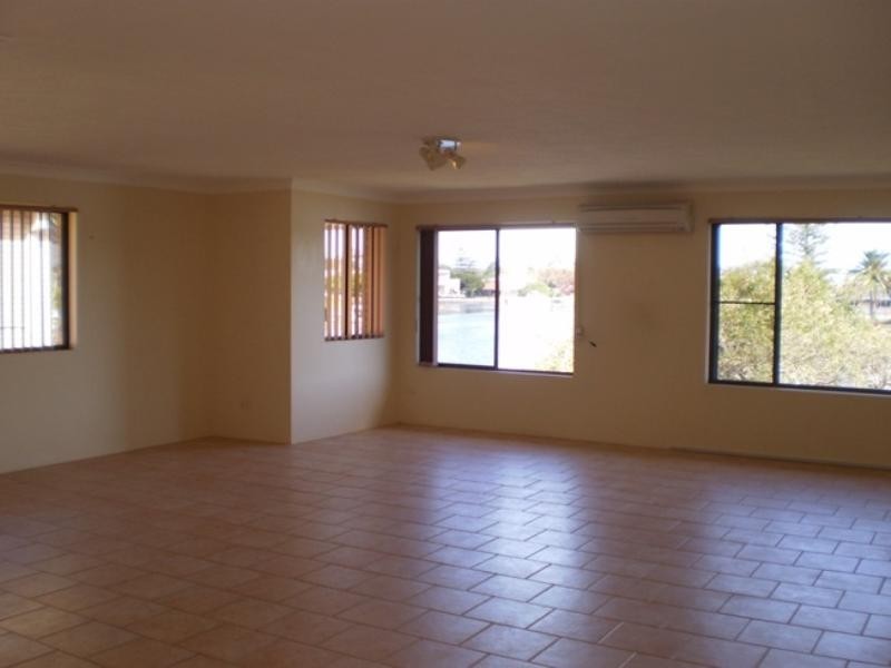 Biggera Waters QLD 4216