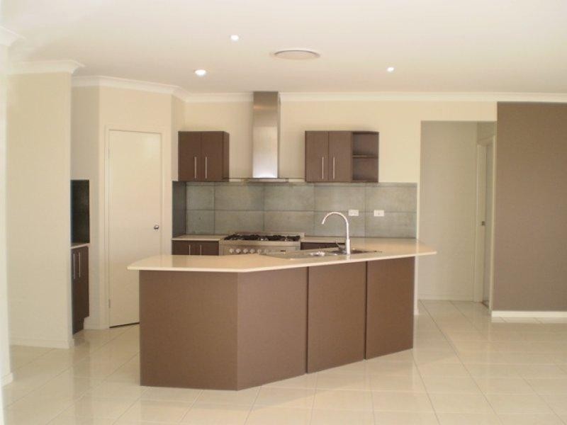 Hope Island QLD 4212