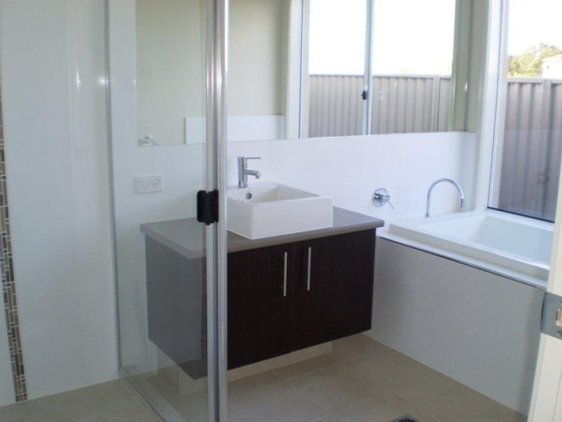 Hope Island QLD 4212