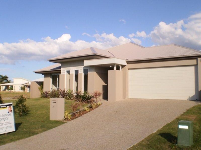 Hope Island QLD 4212