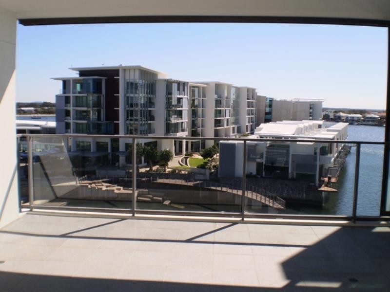 Paradise Point QLD 4216