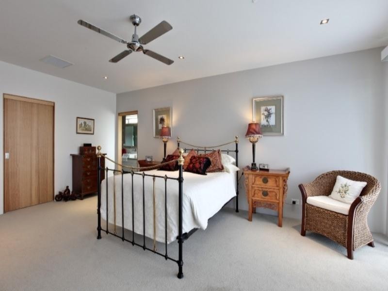 341/3 Pendraat Parade, Hope Island QLD 4212