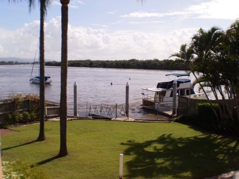 Paradise Point QLD 4216