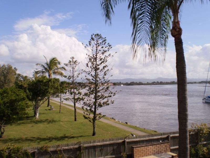 Paradise Point QLD 4216