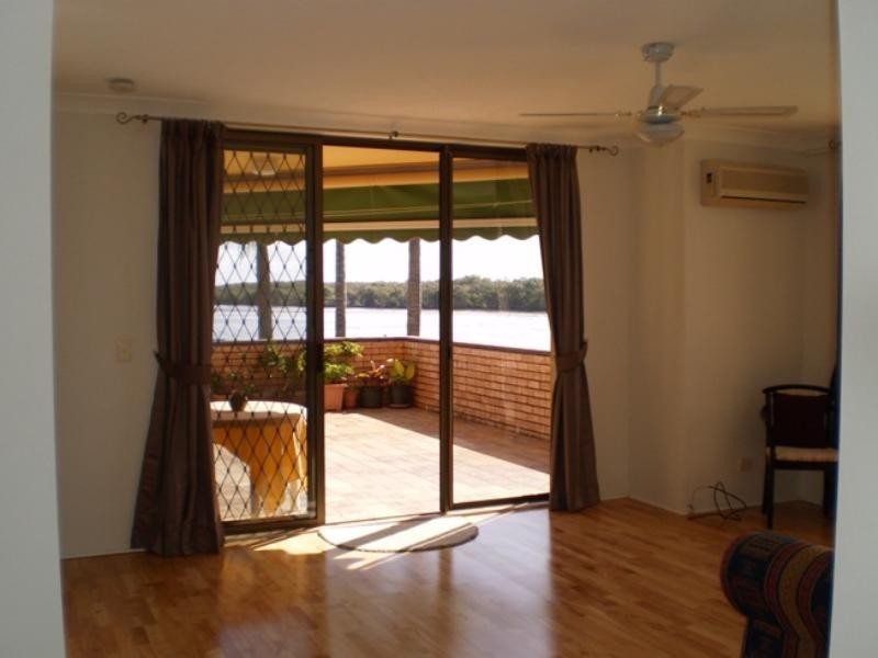 Paradise Point QLD 4216