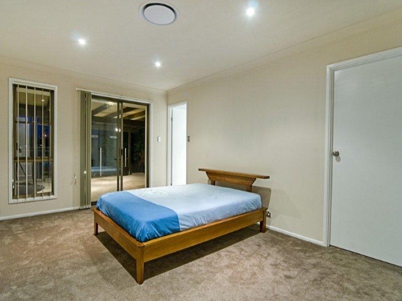 7 Tradewinds Avenue, Paradise Point QLD 4216