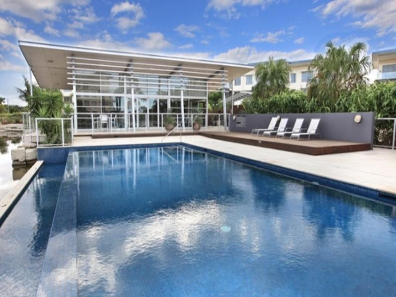 Hope Island QLD 4212