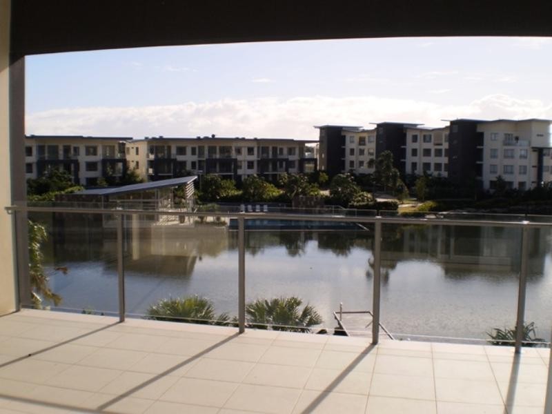 Hope Island QLD 4212