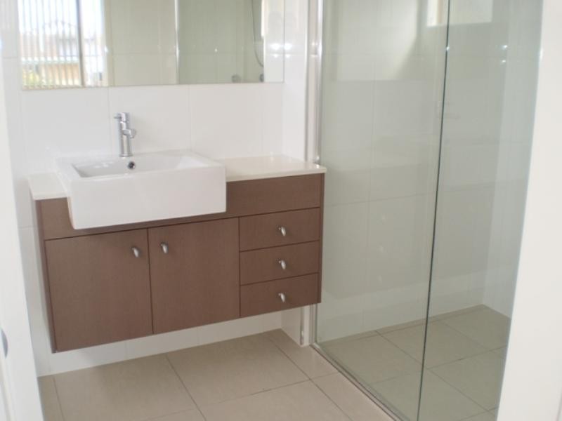 Paradise Point QLD 4216