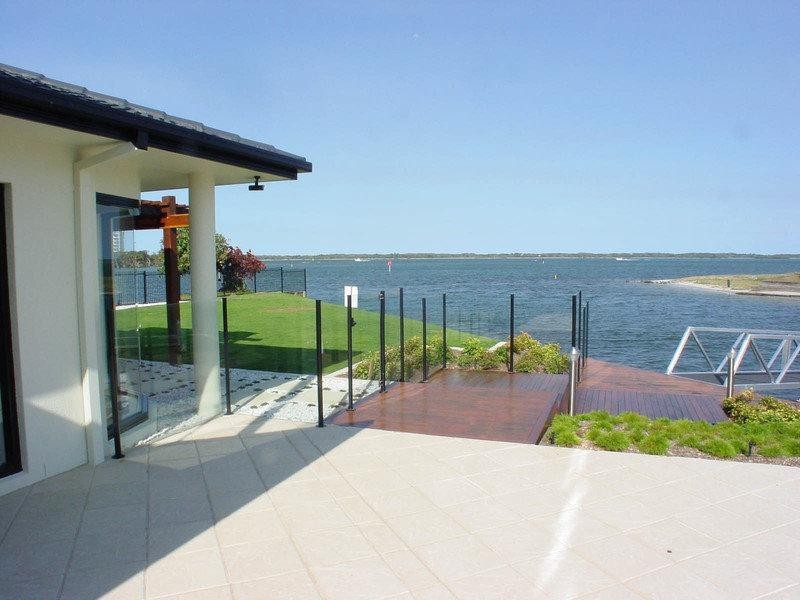 Hollywell QLD 4216