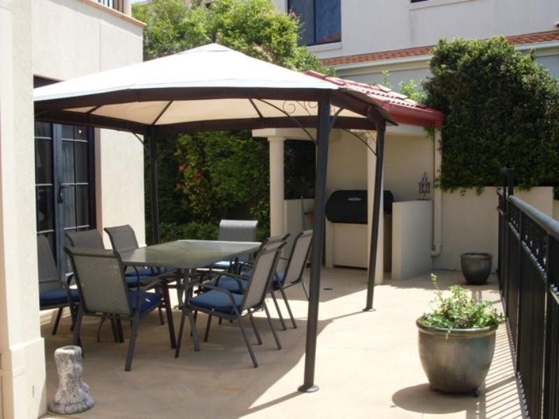 Paradise Point QLD 4216