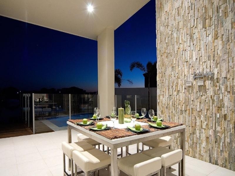 Paradise Point QLD 4216