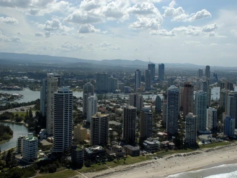 67/6 Cronin Avenue, Main Beach QLD 4217