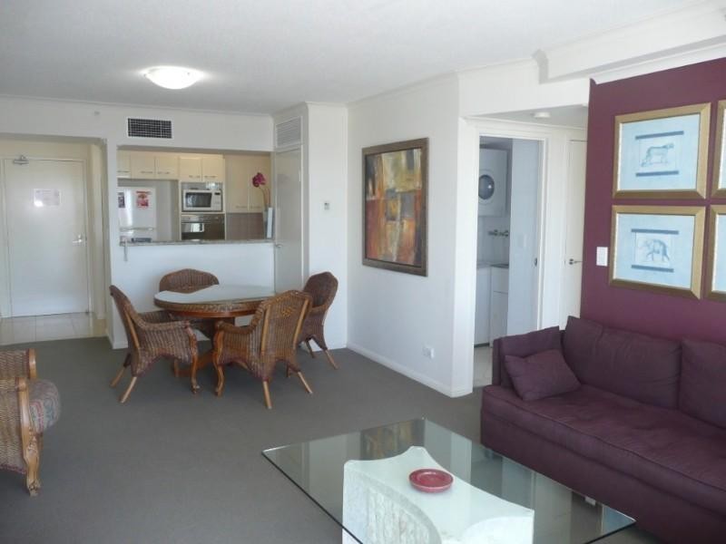 67/6 Cronin Avenue, Main Beach QLD 4217