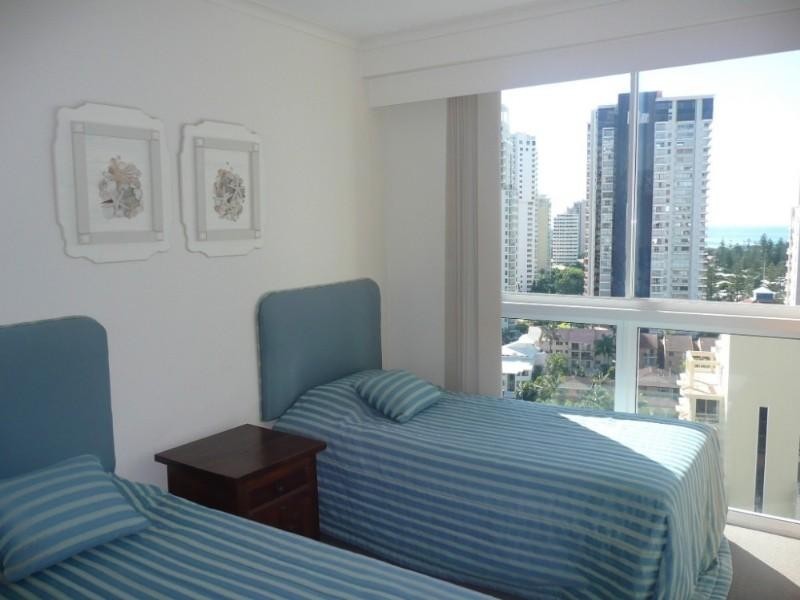 67/6 Cronin Avenue, Main Beach QLD 4217