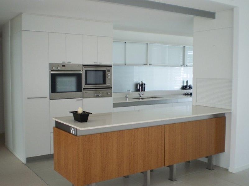 Paradise Point QLD 4216