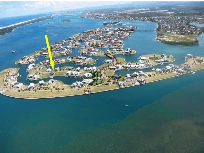 23 Royal Albert Crescent, Paradise Point QLD 4216