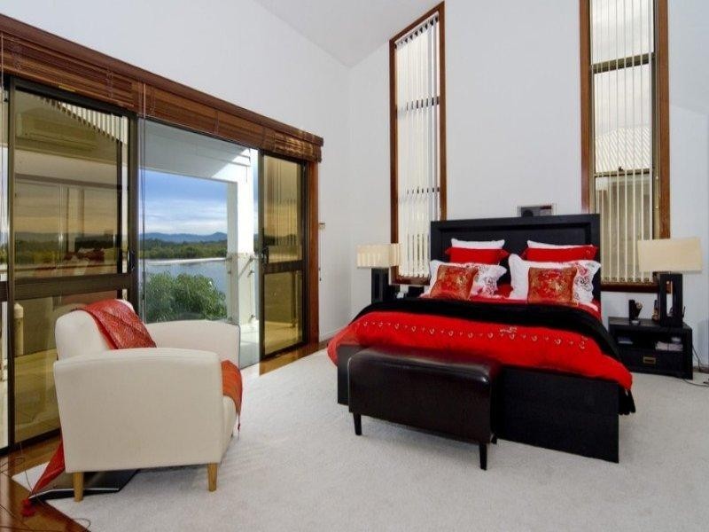 Paradise Point QLD 4216