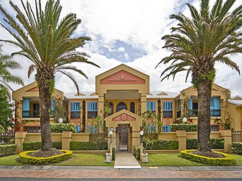 23-27 Brittanic Crescent, Paradise Point QLD 4216