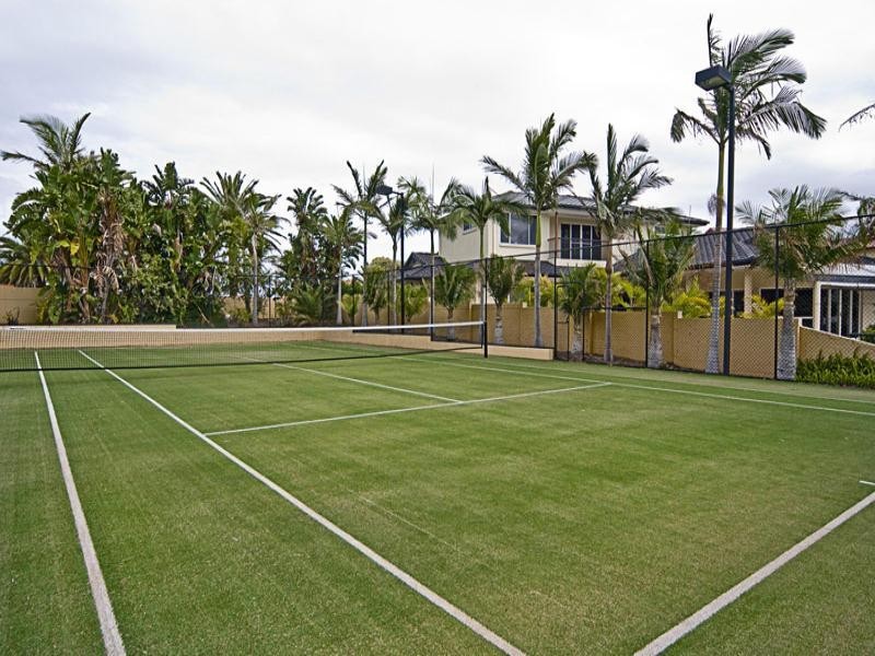 23-27 Brittanic Crescent, Paradise Point QLD 4216
