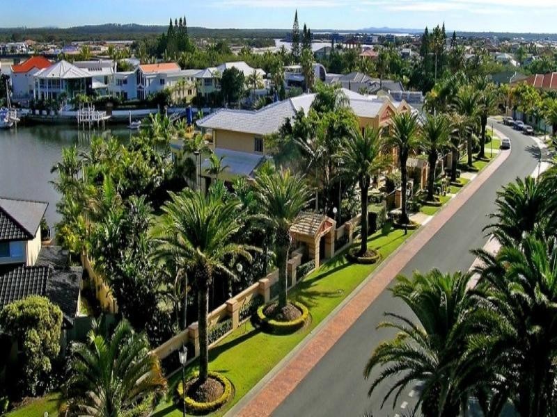 23-27 Brittanic Crescent, Paradise Point QLD 4216