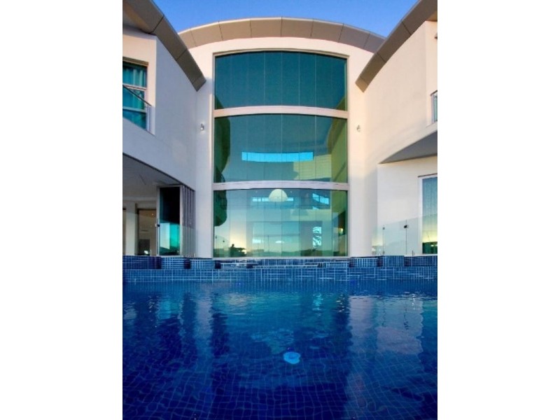 Paradise Point QLD 4216