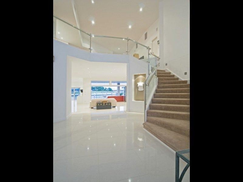 Paradise Point QLD 4216
