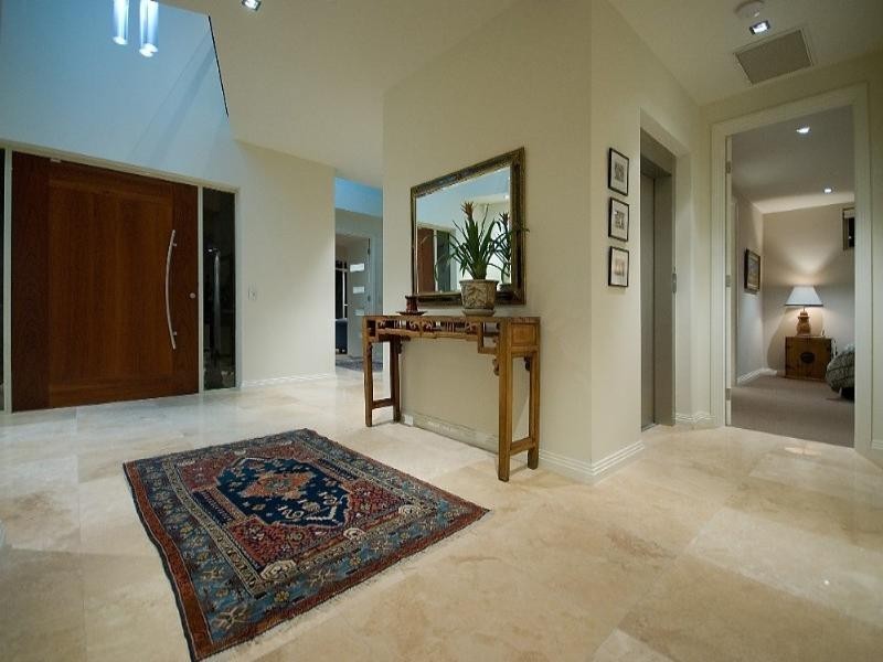 42 Royal Albert Crescent, Paradise Point QLD 4216