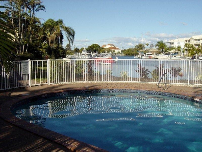 35/22 Jennifer Avenue, Runaway Bay QLD 4216
