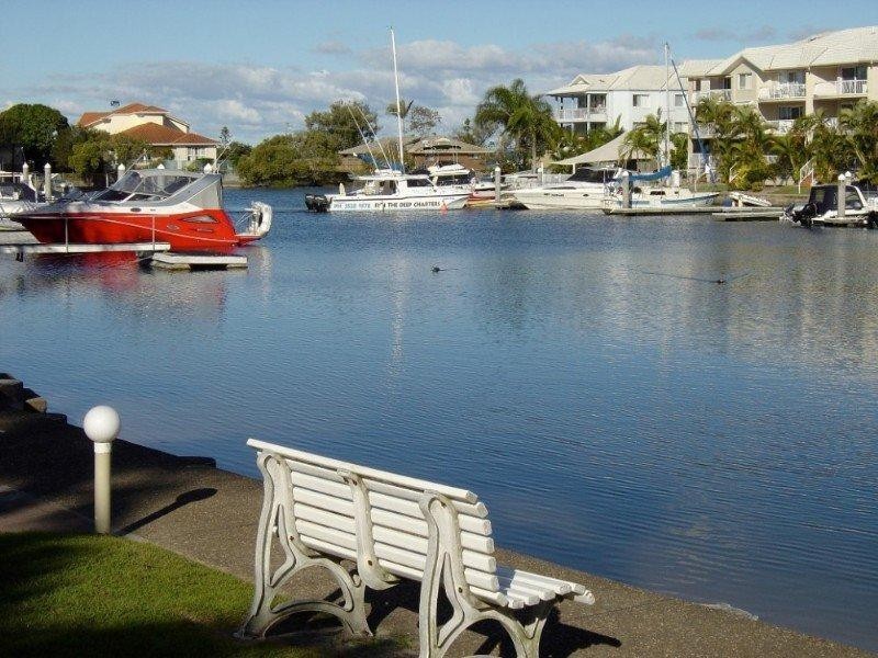 35/22 Jennifer Avenue, Runaway Bay QLD 4216