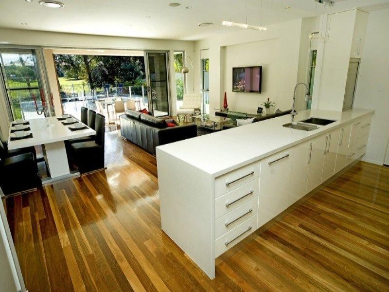 8206 Magnolia Drive West, Hope Island QLD 4212