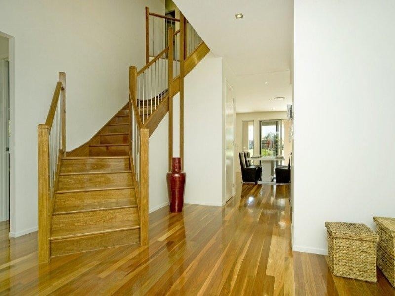 8206 Magnolia Drive West, Hope Island QLD 4212