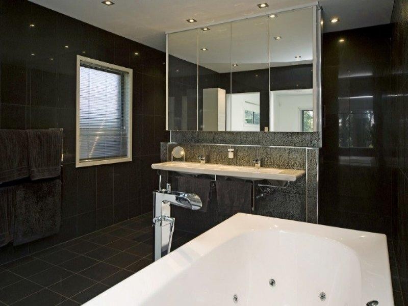 8206 Magnolia Drive West, Hope Island QLD 4212