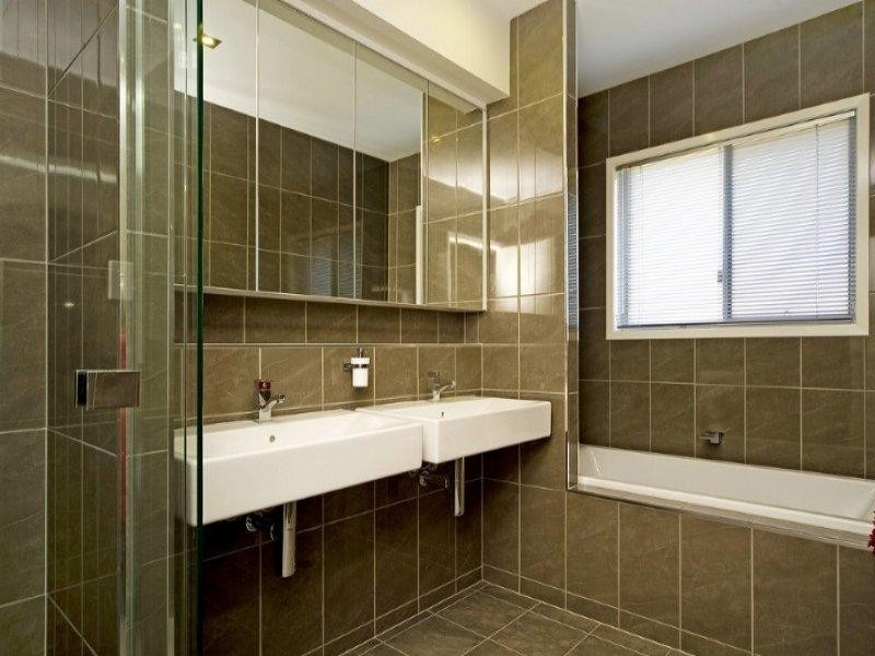 8206 Magnolia Drive West, Hope Island QLD 4212