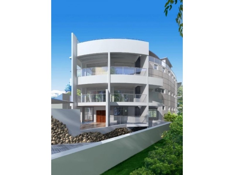 20 Oatland Esplanade, Runaway Bay QLD 4216