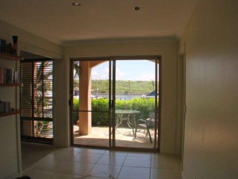 Hope Island QLD 4212